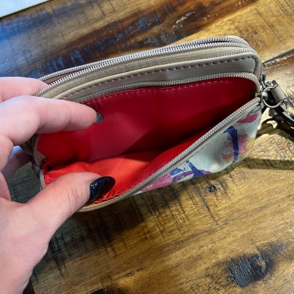 Coach Wristlet - Picture 4 of 4